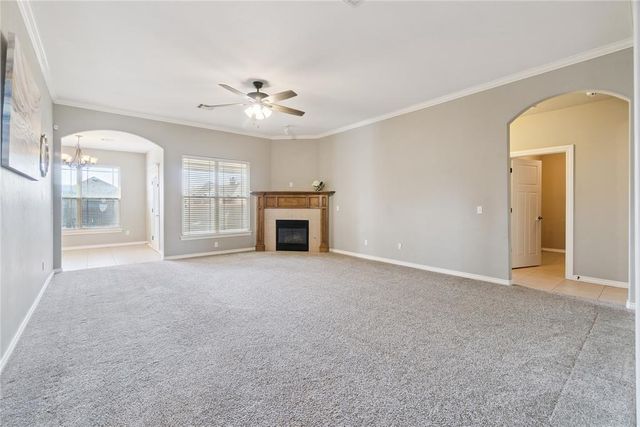 712 Woods Way, Moore, OK 73160