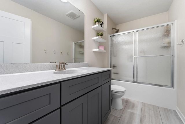 431 Nottingham DRIVE, Union Grove, WI 53182