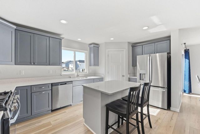 431 Nottingham DRIVE, Union Grove, WI 53182