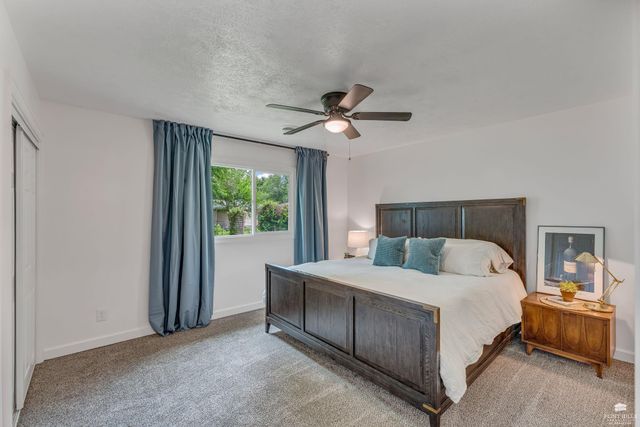 2421 Brook Lane, Manhattan, KS 66502