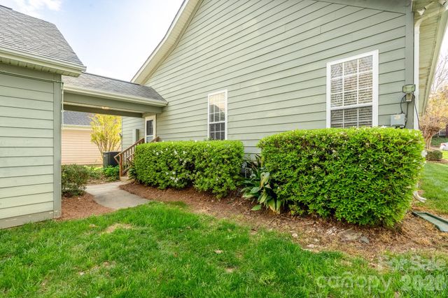 10030 Bishops Gate Boulevard, Pineville, NC 28134