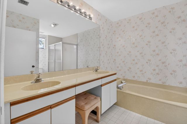 19197 Sabal Lake Drive, Boca Raton, FL 33434