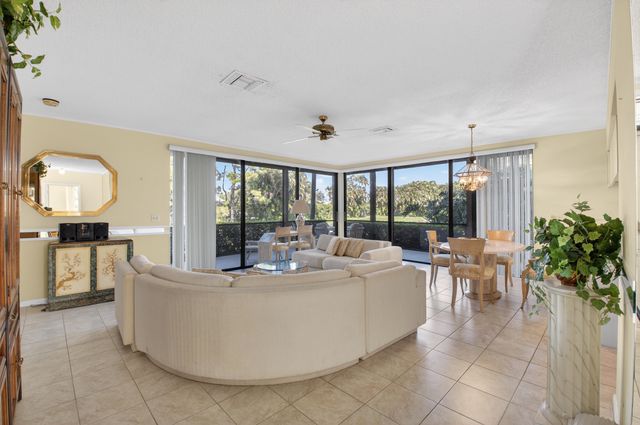 19197 Sabal Lake Drive, Boca Raton, FL 33434