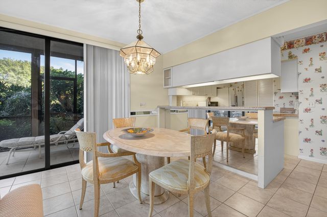 19197 Sabal Lake Drive, Boca Raton, FL 33434