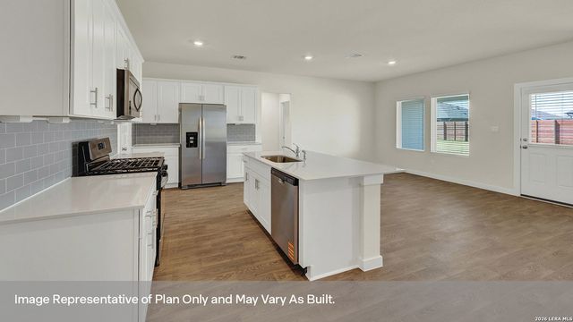 375 McGinty Meadow Drive, Lockhart, TX 78644