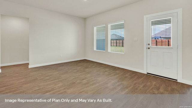 375 McGinty Meadow Drive, Lockhart, TX 78644