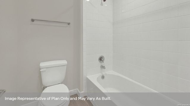 375 McGinty Meadow Drive, Lockhart, TX 78644