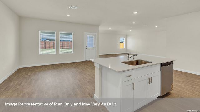 375 McGinty Meadow Drive, Lockhart, TX 78644