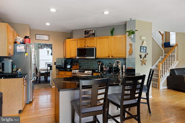 11 BUTTONWOOD CT, Newark, DE 19702