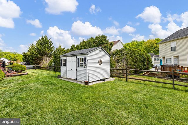 11 BUTTONWOOD CT, Newark, DE 19702