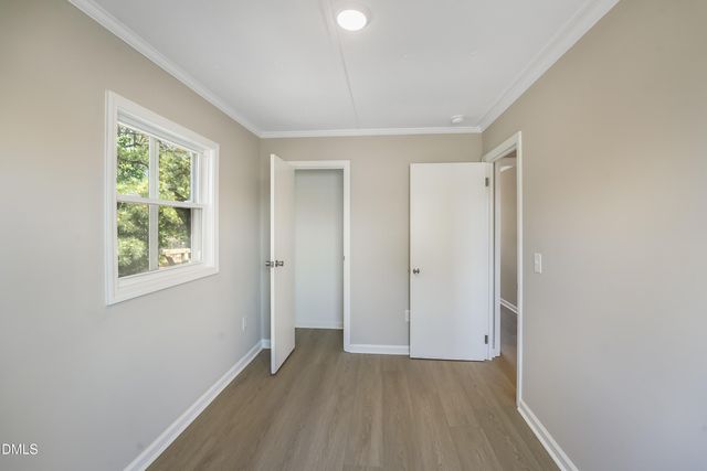 210 S Brevard Street, Selma, NC 27576