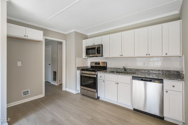 210 S Brevard Street, Selma, NC 27576