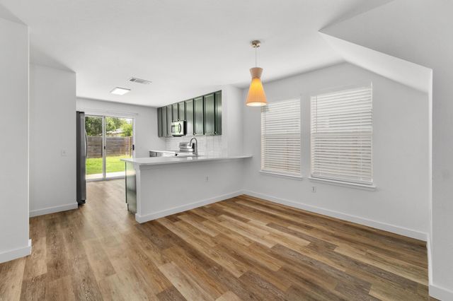 1428 Poppy Seed LN, Austin, TX 78741
