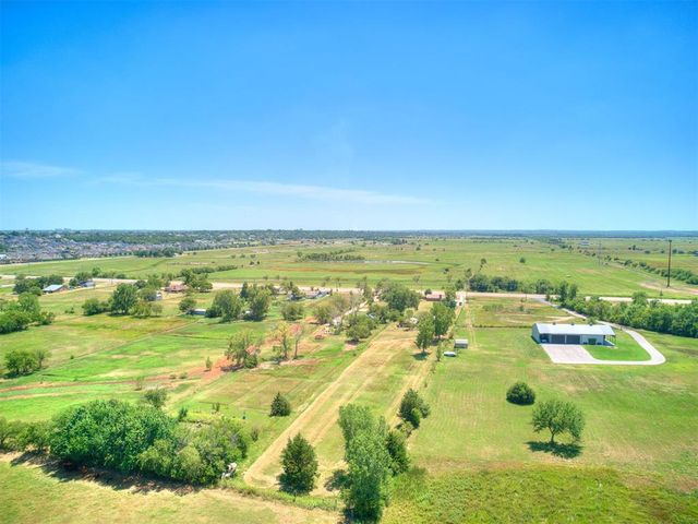 5209 W Tecumseh Road, Norman, OK 73072