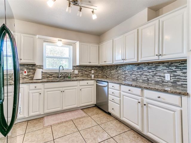 5209 W Tecumseh Road, Norman, OK 73072