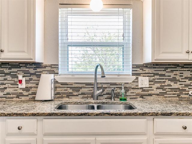 5209 W Tecumseh Road, Norman, OK 73072