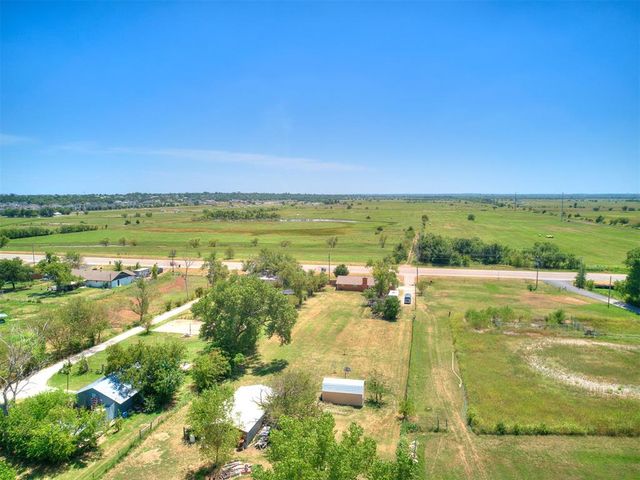 5209 W Tecumseh Road, Norman, OK 73072