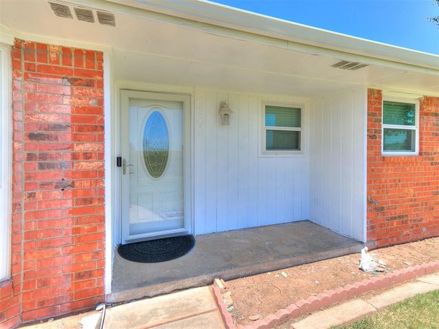5209 W Tecumseh Road, Norman, OK 73072