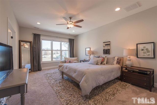 1056 Residents Club Drive, Cary, NC 27519