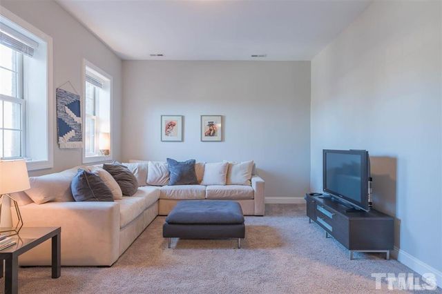 1056 Residents Club Drive, Cary, NC 27519