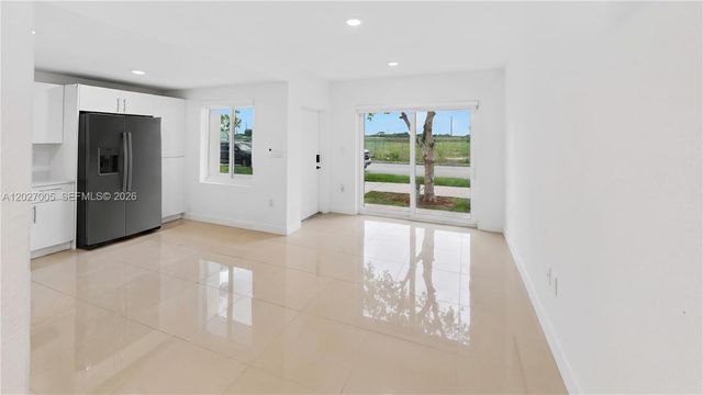 25813 SW 145th Ave, Homestead, FL 33032