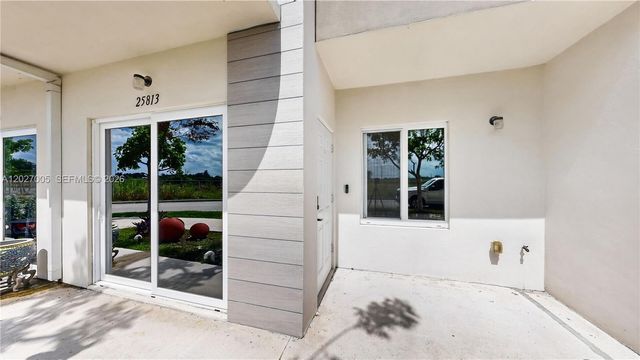 25813 SW 145th Ave, Homestead, FL 33032