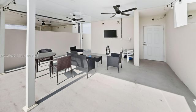25813 SW 145th Ave, Homestead, FL 33032