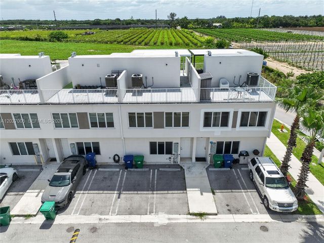 25813 SW 145th Ave, Homestead, FL 33032