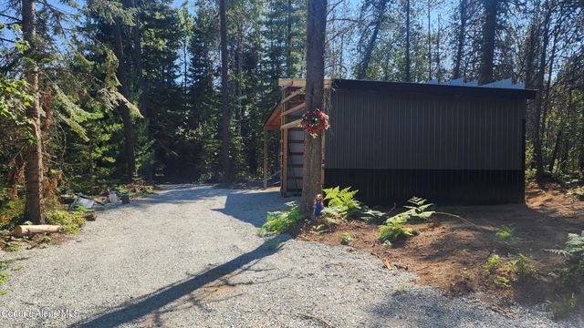 26 Elkhorn Rd, Priest River, ID 83856