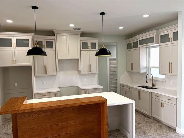 1503 Karianna Drive, Mercedes, TX 78570