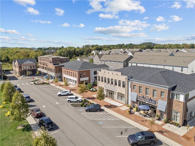 701 Halcyon Lane, Cranberry Twp, PA 16066