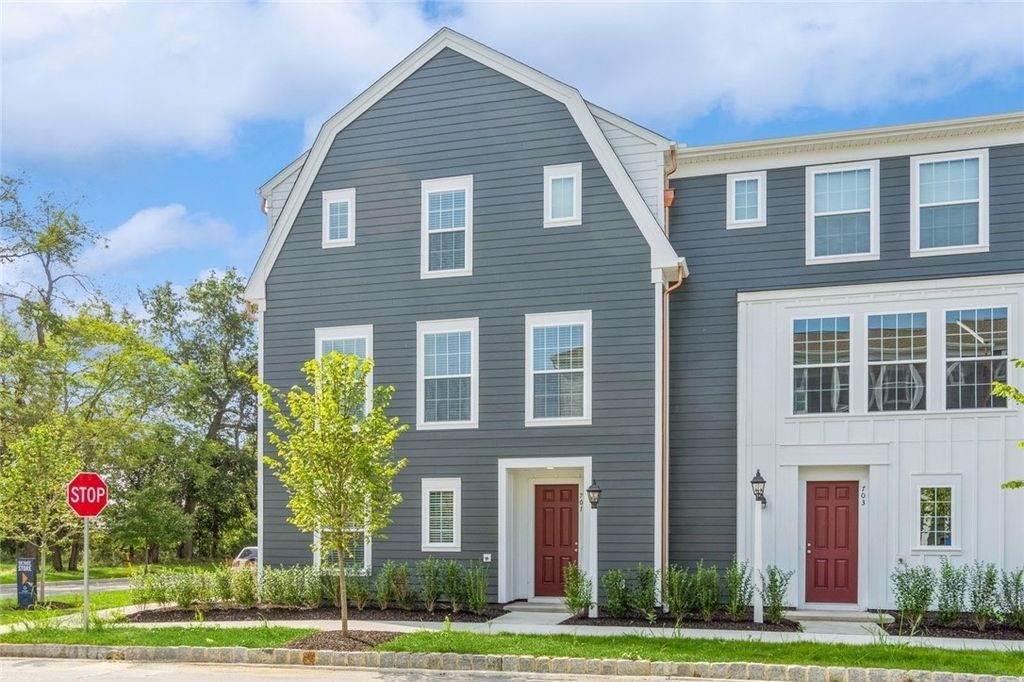 701 Halcyon Lane, Cranberry Twp, PA 16066