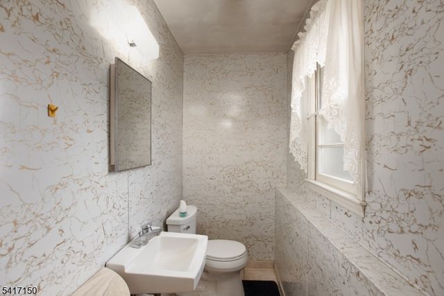 45 Blue Ridge Ave, Green Brook Twp., NJ 08812