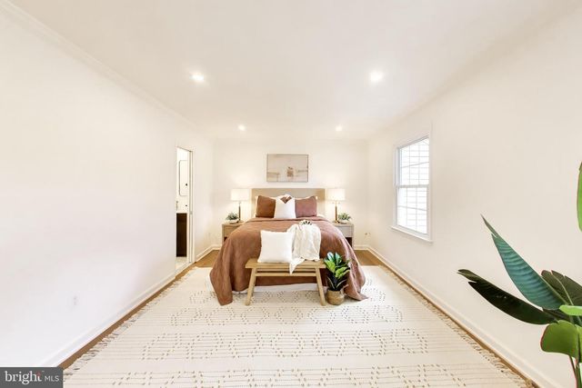 11608 PLEASANT MEADOW DR, North Potomac, MD 20878