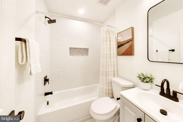 11608 PLEASANT MEADOW DR, North Potomac, MD 20878