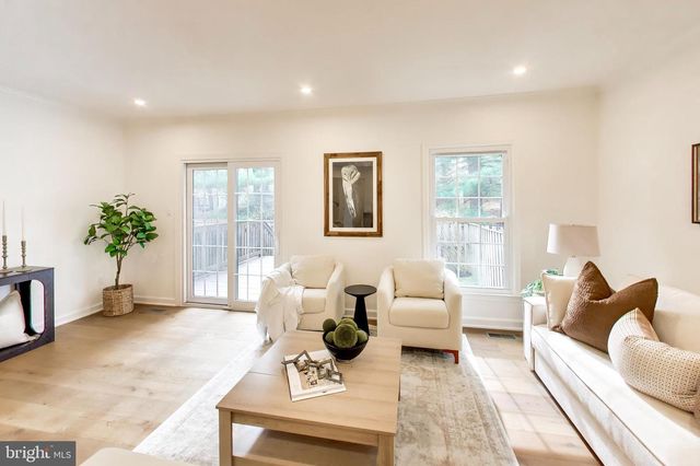 11608 PLEASANT MEADOW DR, North Potomac, MD 20878