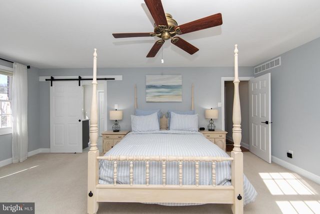 6 TEDDINGTON WAY, Mount Laurel, NJ 08054