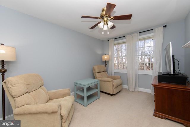 6 TEDDINGTON WAY, Mount Laurel, NJ 08054