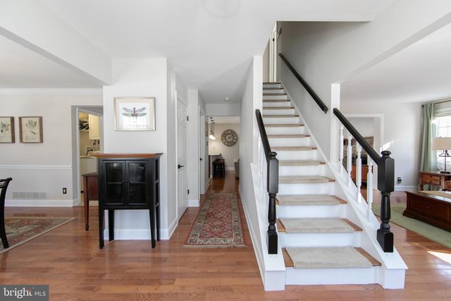 6 TEDDINGTON WAY, Mount Laurel, NJ 08054