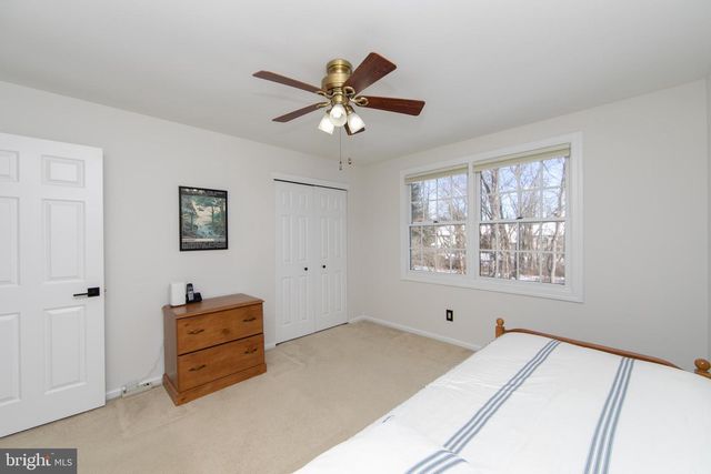 6 TEDDINGTON WAY, Mount Laurel, NJ 08054