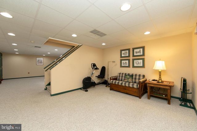 6 TEDDINGTON WAY, Mount Laurel, NJ 08054