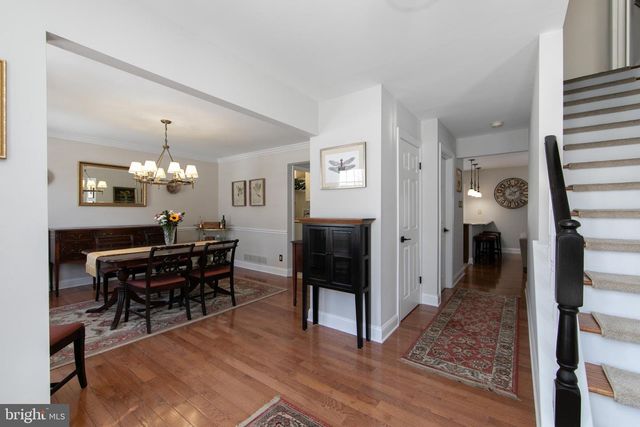 6 TEDDINGTON WAY, Mount Laurel, NJ 08054