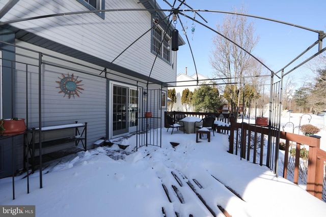 6 TEDDINGTON WAY, Mount Laurel, NJ 08054