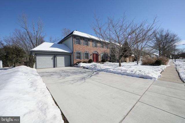 6 TEDDINGTON WAY, Mount Laurel, NJ 08054