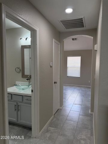 2528 E CABALLERO Street, Mesa, AZ 85213