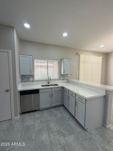 2528 E CABALLERO Street, Mesa, AZ 85213
