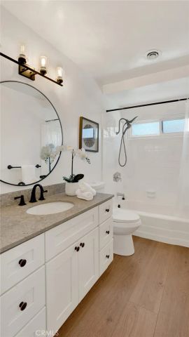 2211 Fortuna, Newport Beach, CA 92660