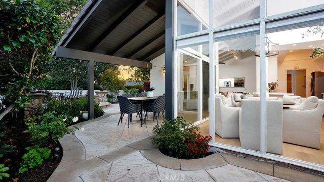 2211 Fortuna, Newport Beach, CA 92660