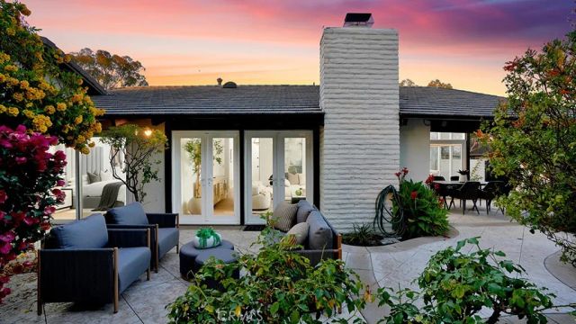 2211 Fortuna, Newport Beach, CA 92660