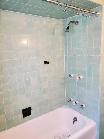 7102 W Wisconsin AVENUE, Wauwatosa, WI 53213